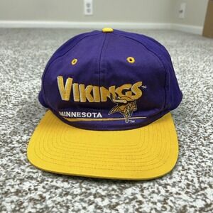Vintage‎ Minnesota Vikings Hat Cap Snap Back One Size Purple NFL Football Brim